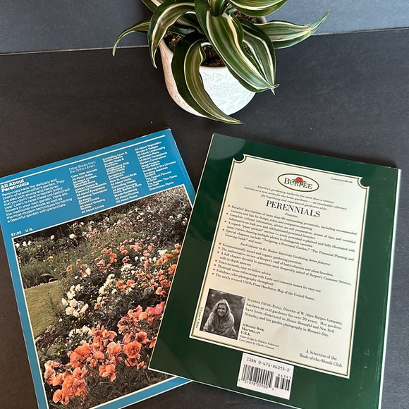 Set of 2 Perennial books - Picture 2 of 4